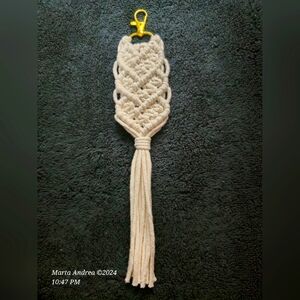 NWOT Handmade Macrame Triple Heart Keychain - White